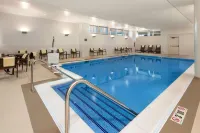 Hyatt Place Bloomington / Normal - Family