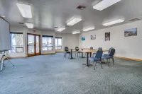 Seaport Village Inn, Avalon