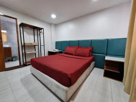 Sobel Hotel Отели в г. Калоокан