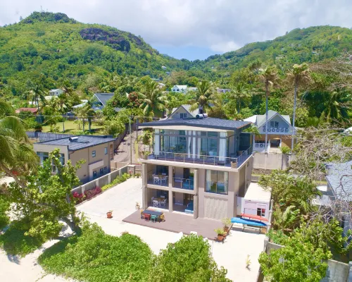Bacova Sur Mer by le Domaine de Bacova Hotels in Au Cap