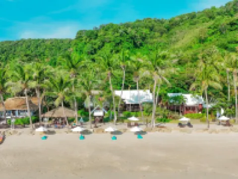 บ้านท้องชิง รีสอร์ต โรงแรมในอำเภอ ขนอม