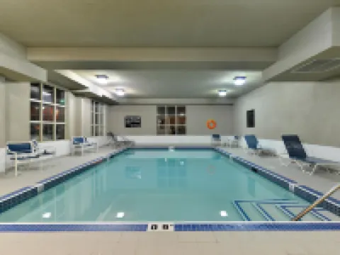 Hampton Inn & Suites by Hilton Edmonton International Airport Hotels in Leduc