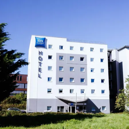 Ibis Budget Luxembourg Aeroport Отели рядом с достопримечательностью «Национально культурно-спортивный комплекс «Д'Кок»»