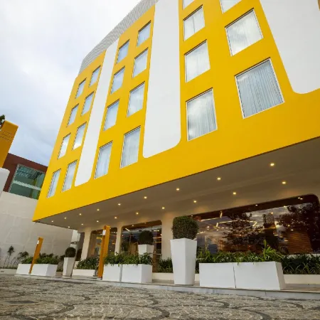 Bloom Hub - ORR Marathahalli Отели рядом с достопримечательностью «Технопарк «Престиж»»