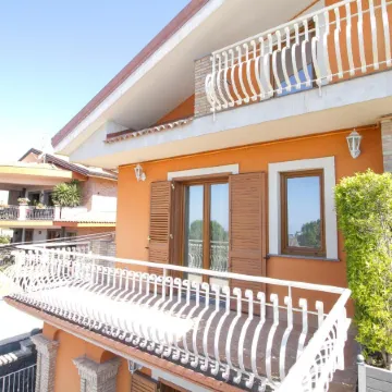 Etna Royal View
