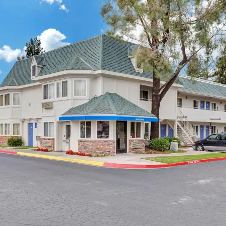 Motel 6 Rohnert Park, CA