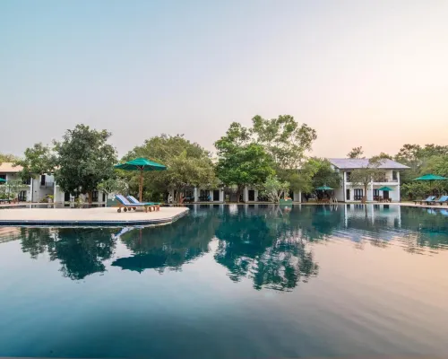 Oak Ray Elephant Lake Hotel di Dambulla