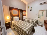 Clover Homestay - 2-Star