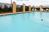 Holiday Inn Express & Suites Andalusia by IHG