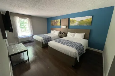 Wingate by Wyndham Columbia/Fort Jackson Hotels in Forest Acres