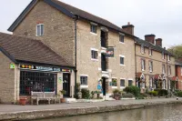 Delta Hotels by Marriott Northampton - Aamiainen