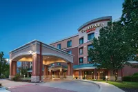Courtyard Omaha Aksarben Village Hotels near Tom Kelley's Bowling Pro Shop
