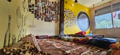 Shanti Cafe & Hostels