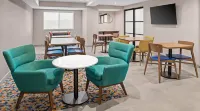 Hampton Inn by Hilton Costa Mesa Newport Beach