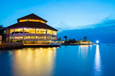 Malaika Beach Resort Hoteles en 