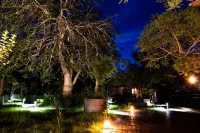 Kruger Shalati - Train on the Bridge & Garden Suites Hotels in 