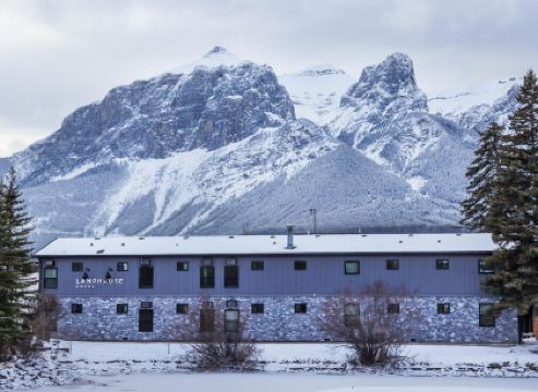 Lamphouse by Basecamp