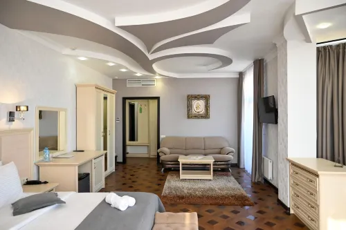 Shine House Hotels in Adler