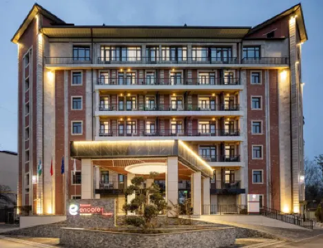 Ramada Encore by Wyndham Tashkent Hoteles cerca de Catedral de la Asunción de la Virgen