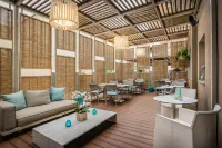 Hotel Pirineos Figueres by Pierre & Vacances - bar