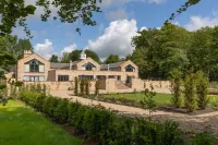 The Tempus at Charlton Hall Estate Hotel a Ellingham