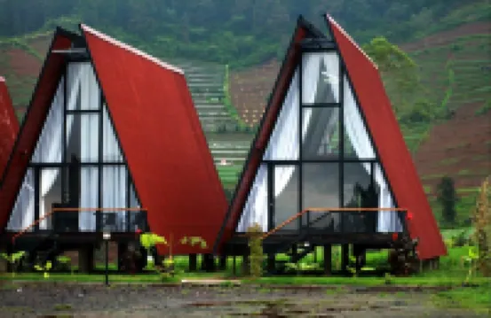 迪恩格塞里亞度假村 巴唐縣酒店