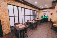 알렉산더 하우스