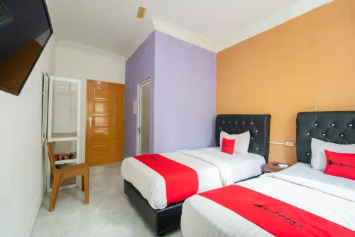 Hotel O near Transmart Padang formerly Sulaiman Residence - 2-Star