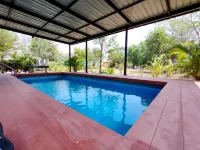 ทีรีสอร์ท สุพรรณบุรี (T-resort Suphanburi) - ที่มีสระว่ายน้ำ