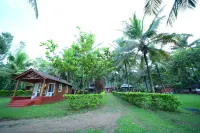Prakruth Backwater Stay by Lazo , Coorg Hotels near Namdroling Monastery Golden Temple