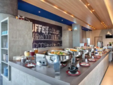 MD 7 Hotel Cirebon Hotels in Kejaksan