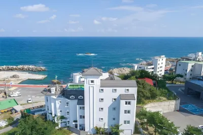 H9 Pension Các khách sạn gần Jumunjin Beach