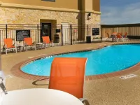 Hampton Inn Temple - Pools