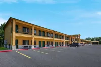 Scottish Inn & Suites