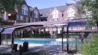 Domaine de la Foret D’Orient Hotel Restaurant Spa & Golf - Pools