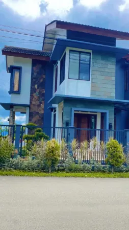 Villa Carin Отели в г. Pamijahan