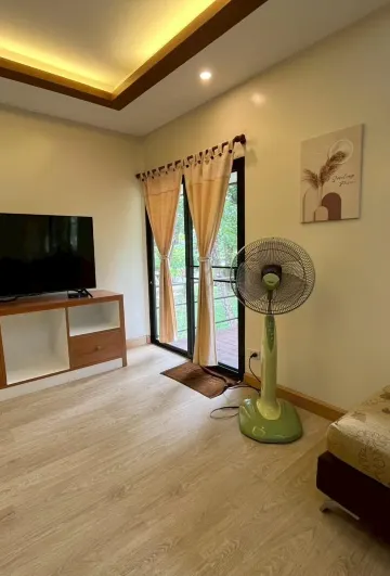 ห้องรีสอร์ทวิวภูเขาเตียงคิงไซส์ ปลอดบุหรี่