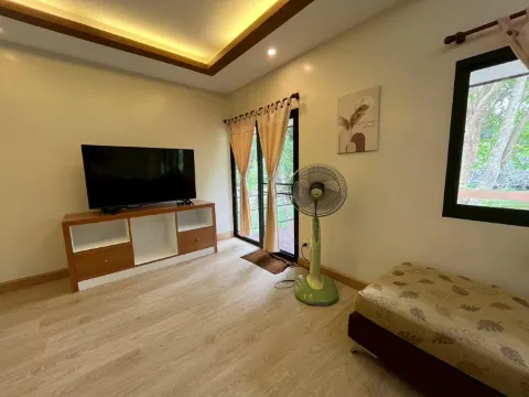 Resort Mountain View King-Non-Smoking