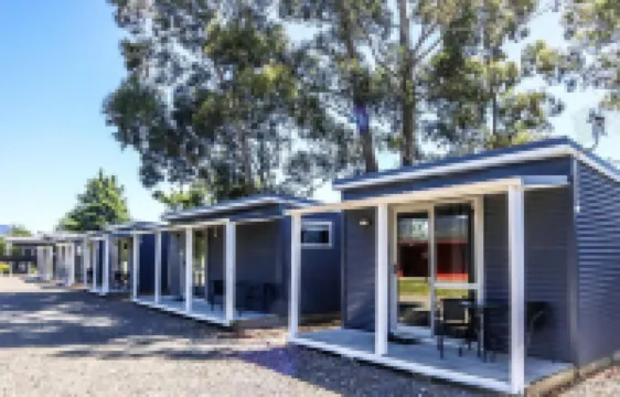 พาร์คแลนด์ส มอเตอร์ลอดจ์ โรงแรมใน