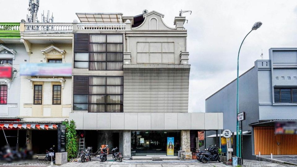 Sans Hotel Ekkon Yogyakarta