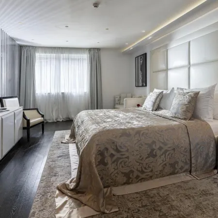 Hotel 9