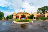 Noor-Us-Sabah Palace - Hot Springs