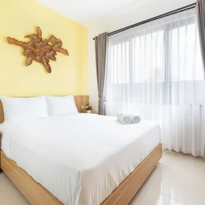 Svarnabumi Hotel Hotels near Jatiwaringin