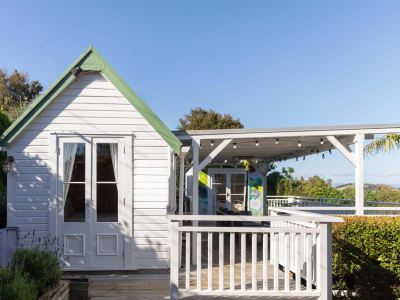 The Settlers Hut