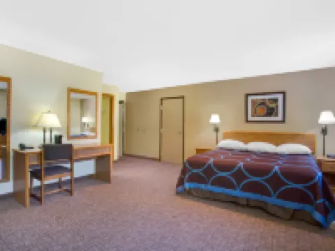 Super 8 by Wyndham Lewisburg Hotels in Lewisburg
