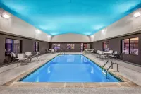 La Quinta Inn & Suites by Wyndham Kearney Hotels in Collins