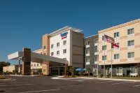 Fairfield Inn & Suites Fayetteville North Hôtels à proximité de : Methodist University