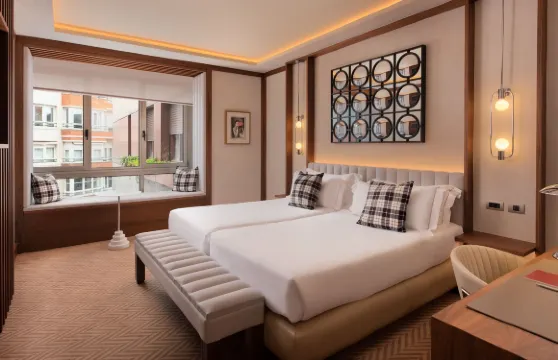 畢爾巴鄂的赫西拉酒店-傲途格精選酒店