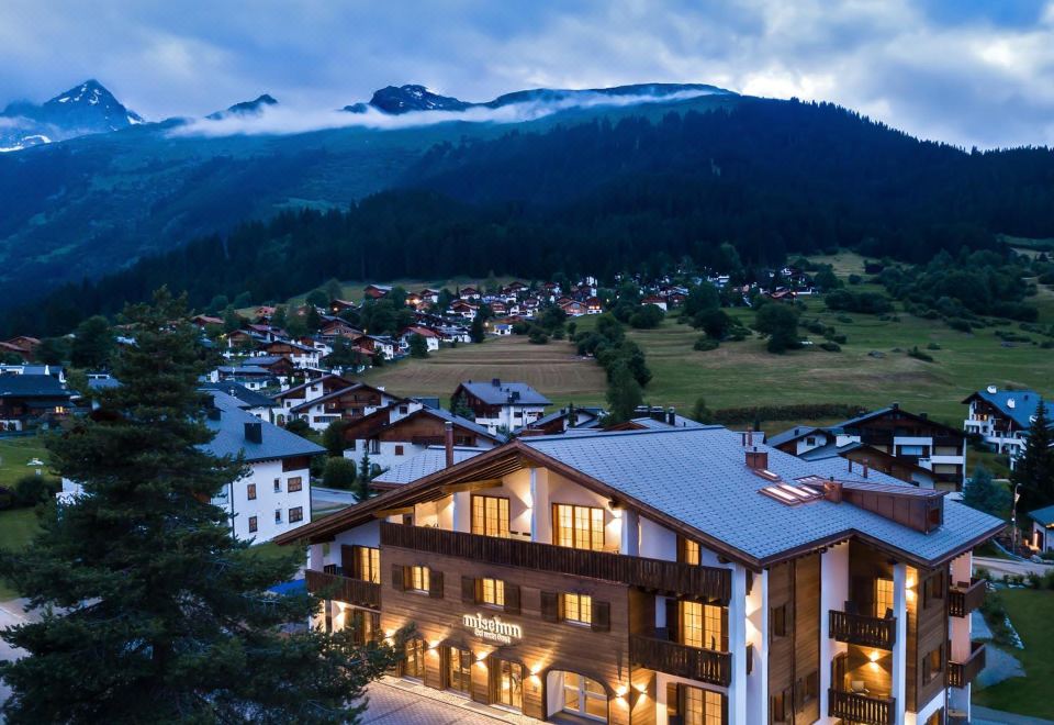 hotel overview picture
