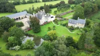 Manoir de Savigny Hotels in Teurthéville-Bocage